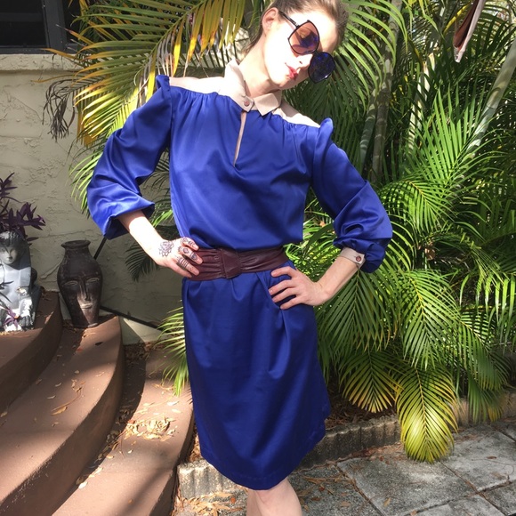 European blue dress - Picture 5 of 6